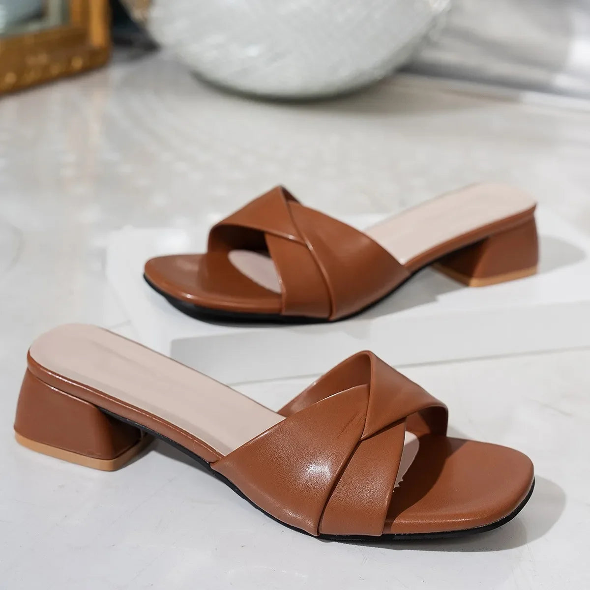 Women's Crossover Strap Flat Sandals with Square Toe
