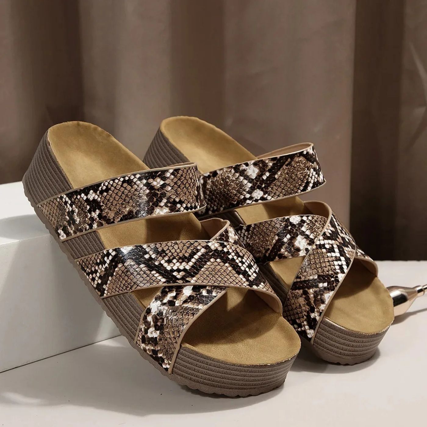 Women's Flat Sandals with Adjustable Strap and Cushioned Footbed
