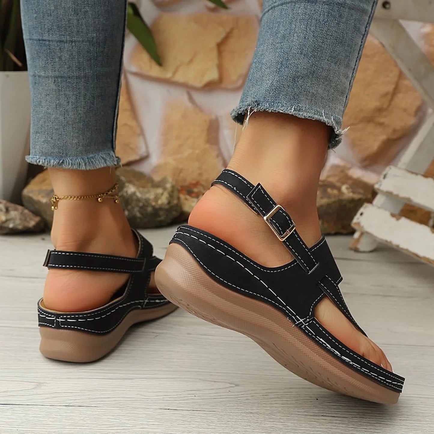 Women's Flat Toe-Post Sandals with Thick Shock-Absorbing Base