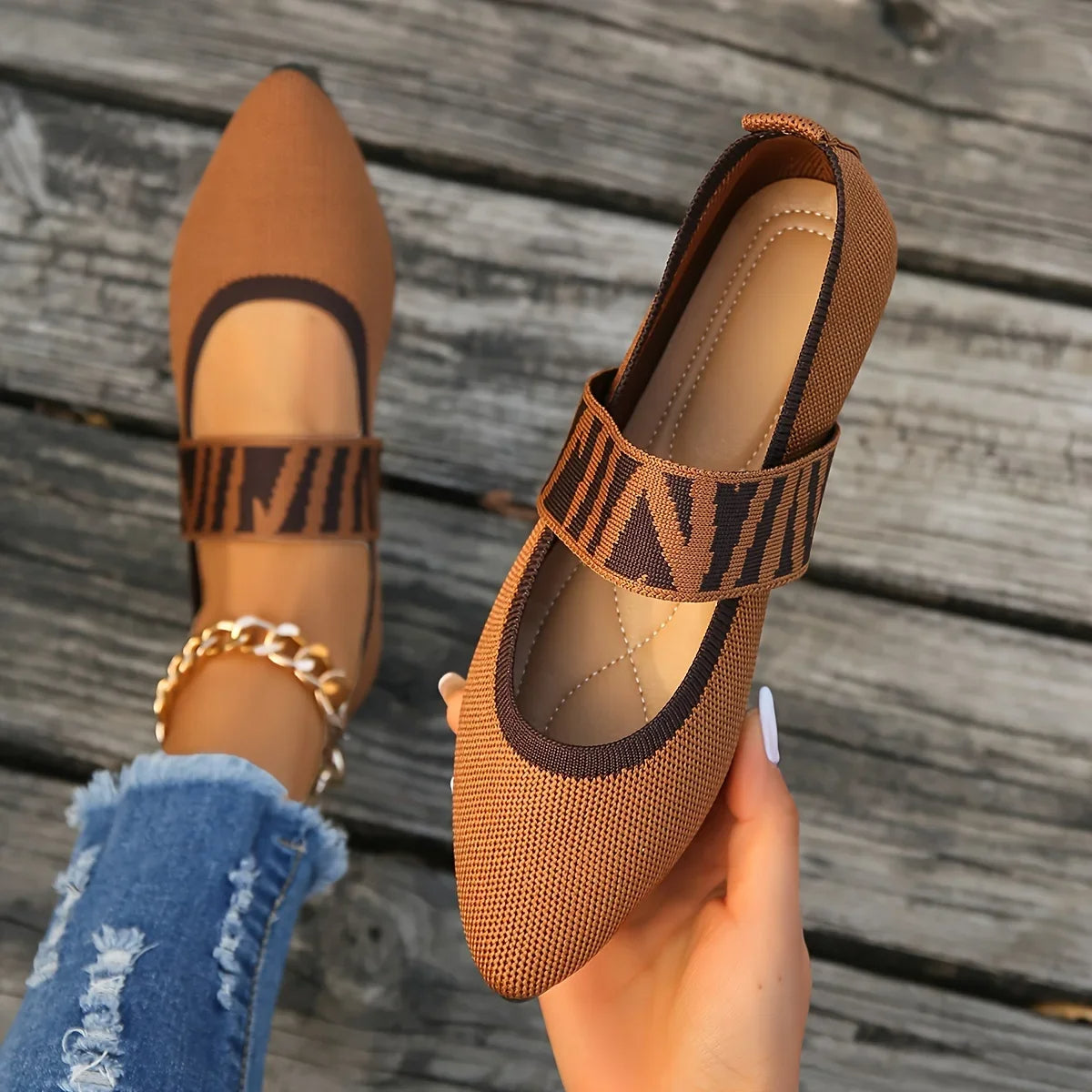 Women's Knit Pointed Toe Ballet Flats with Non-Slip Sole