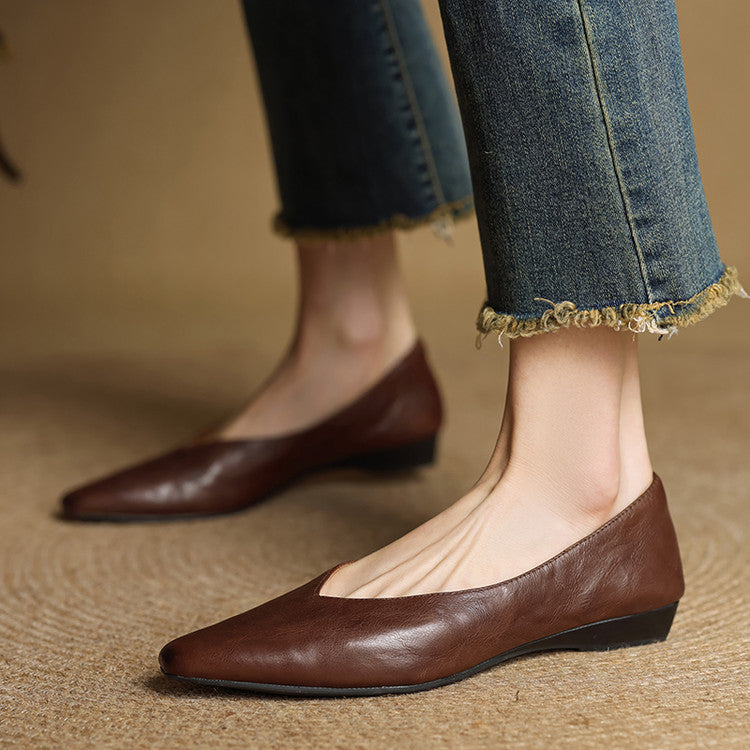 Women's Pointed Toe Flat Mules with Cushioned Insole