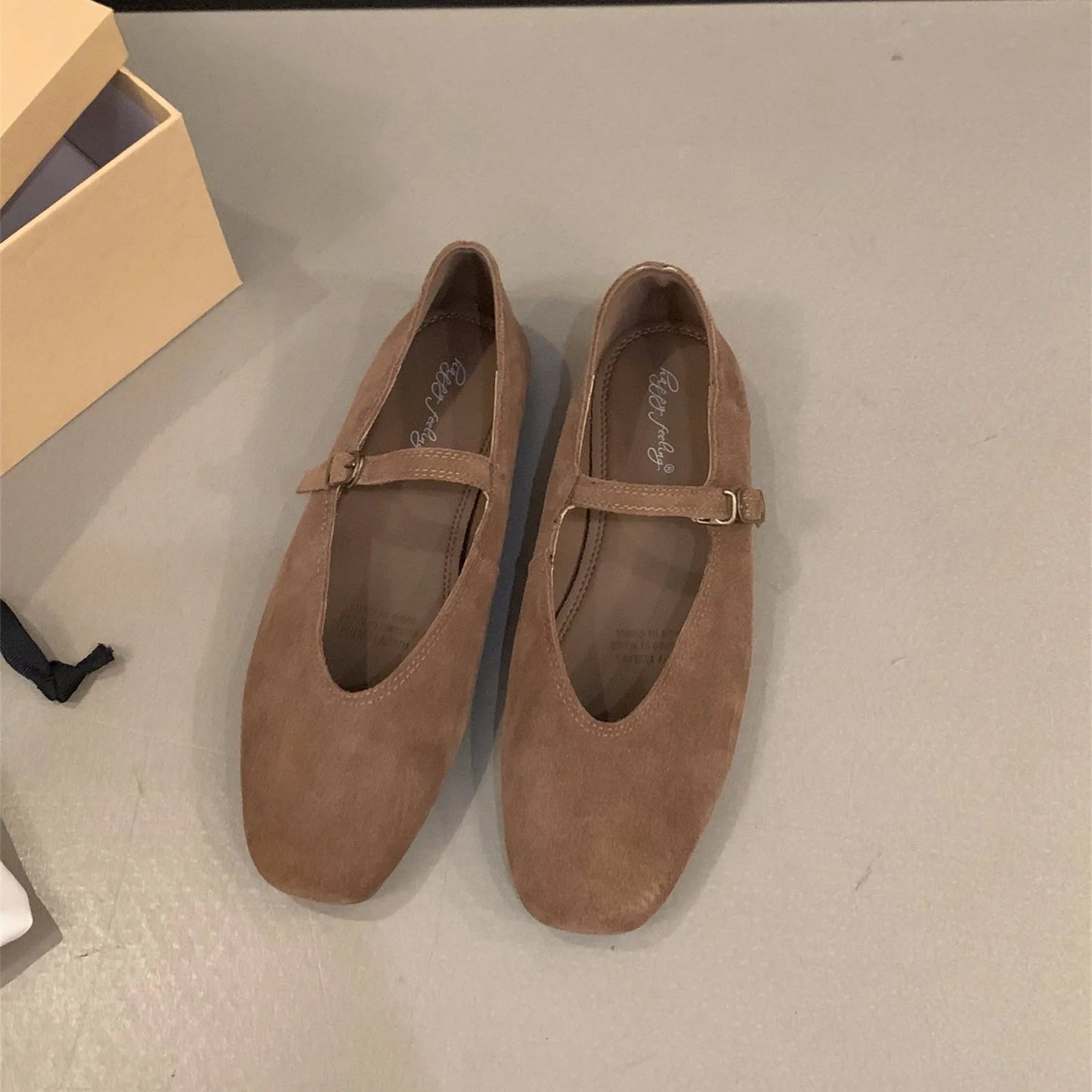 Women's Slip-On Flat Shoes with Round Toe Design